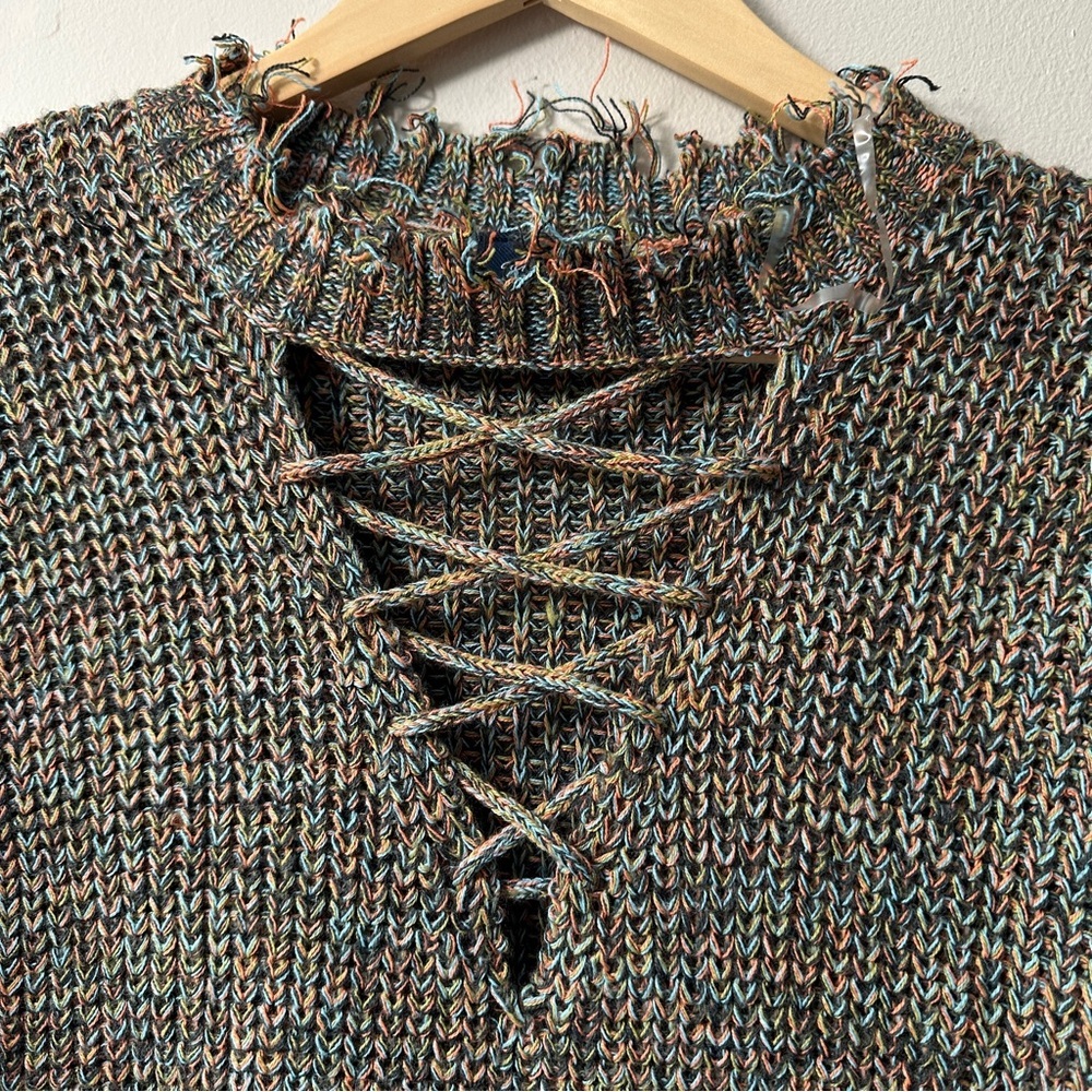 Daytrip Buckle Distressed Strappy V-Neck Sweater Multi-Color Knit Boho S Small - Picture 5 of 7